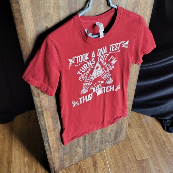 TSHIRT Turns out I'm 100 Percent that Witch Graphic Tee. - Picture 4 of 6